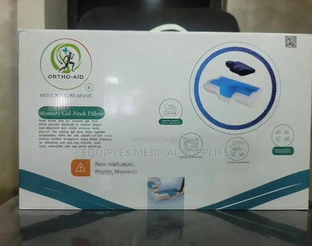 Gel Neck Pillow With Memory Form - main view