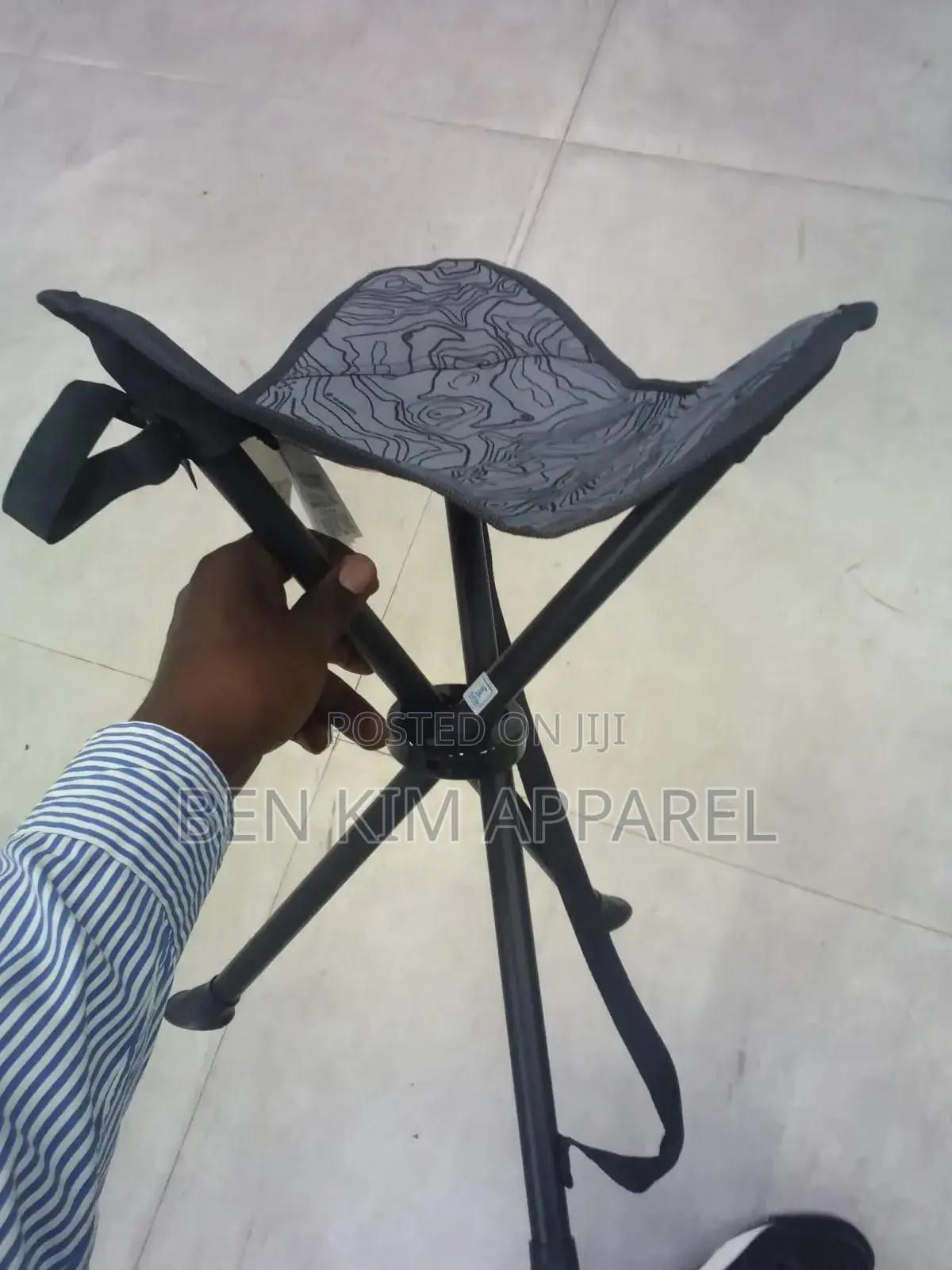 1 Kg Portable Foldable Camping Stool 60 Cms 43cms Height 110kgs Max