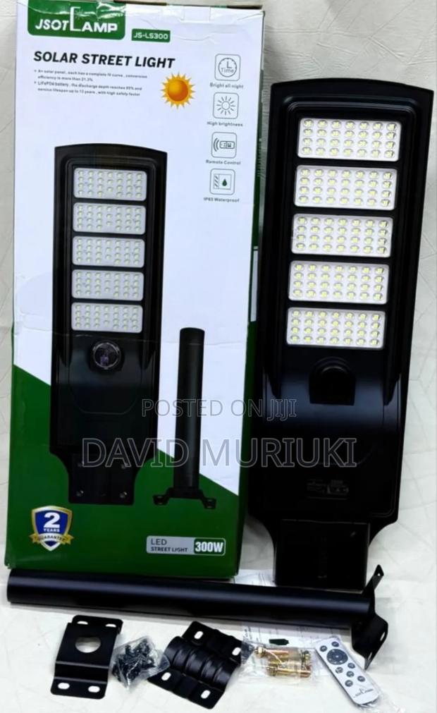 Rd Street Lights Solar 1000wats - main view