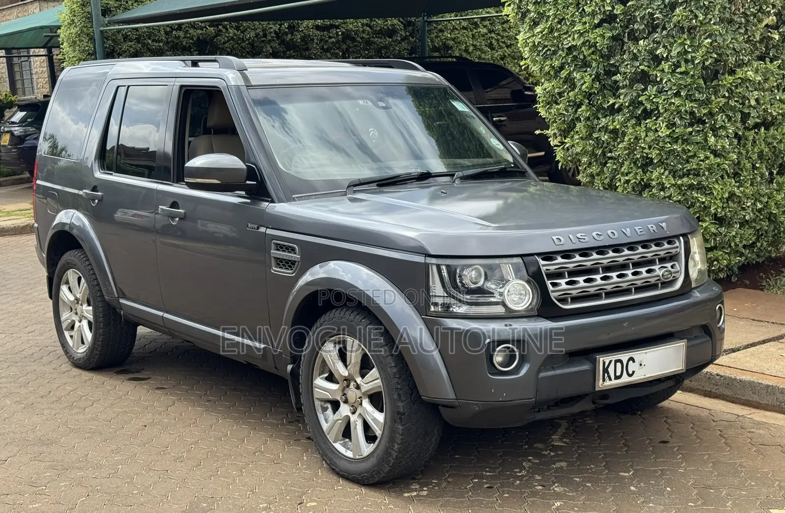 Land Rover Discovery 2014 Gray