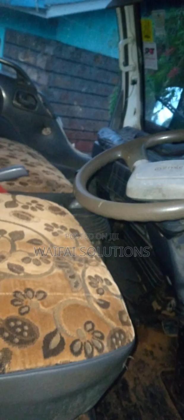 Isuzu NKR Coverbody KBH 2010 Model Local - thumbnail 4