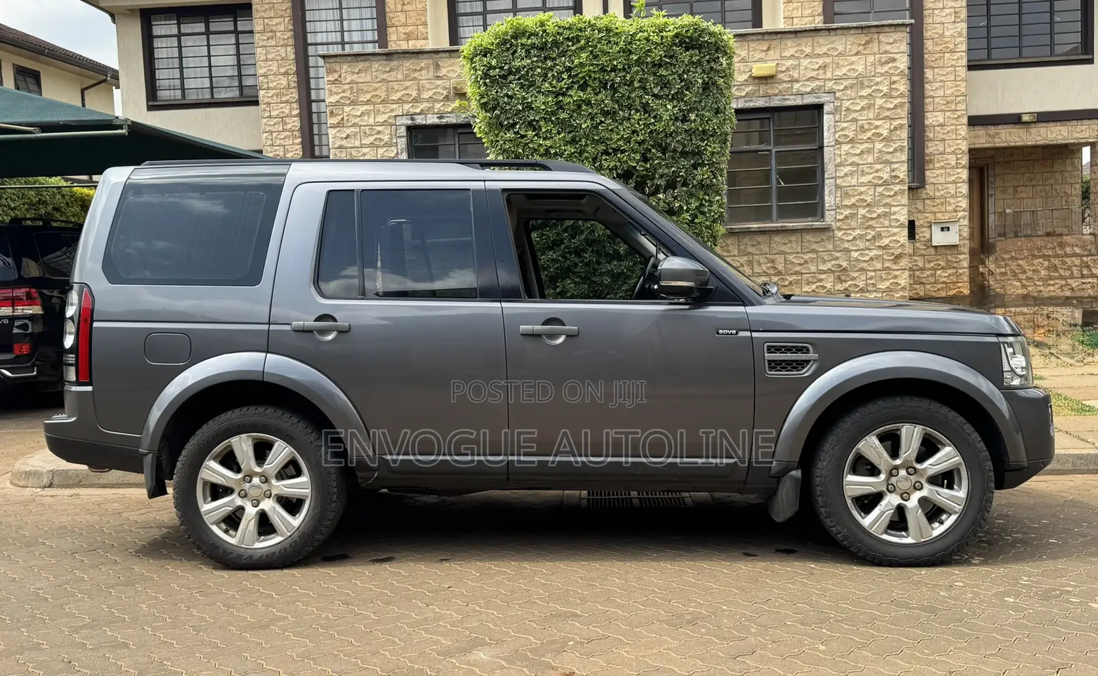 Land Rover Discovery 2014 Gray