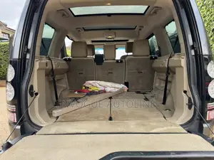Land Rover Discovery 2014 Gray