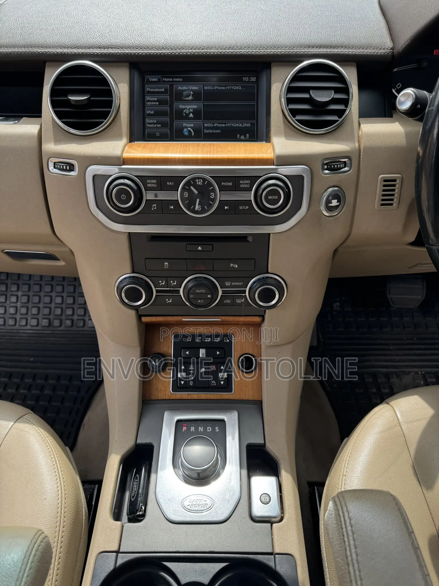 Land Rover Discovery 2014 Gray