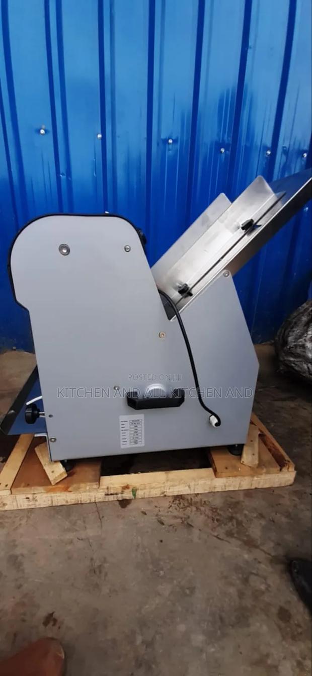 Bread Slicer/Commercial Bread Slicer Machine