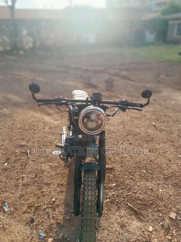 New Motorcycle 2026 Black - main view