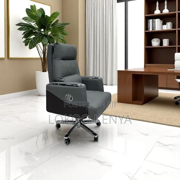 Office Chair ; Director's Executive Chair With Footrest - thumbnail 9
