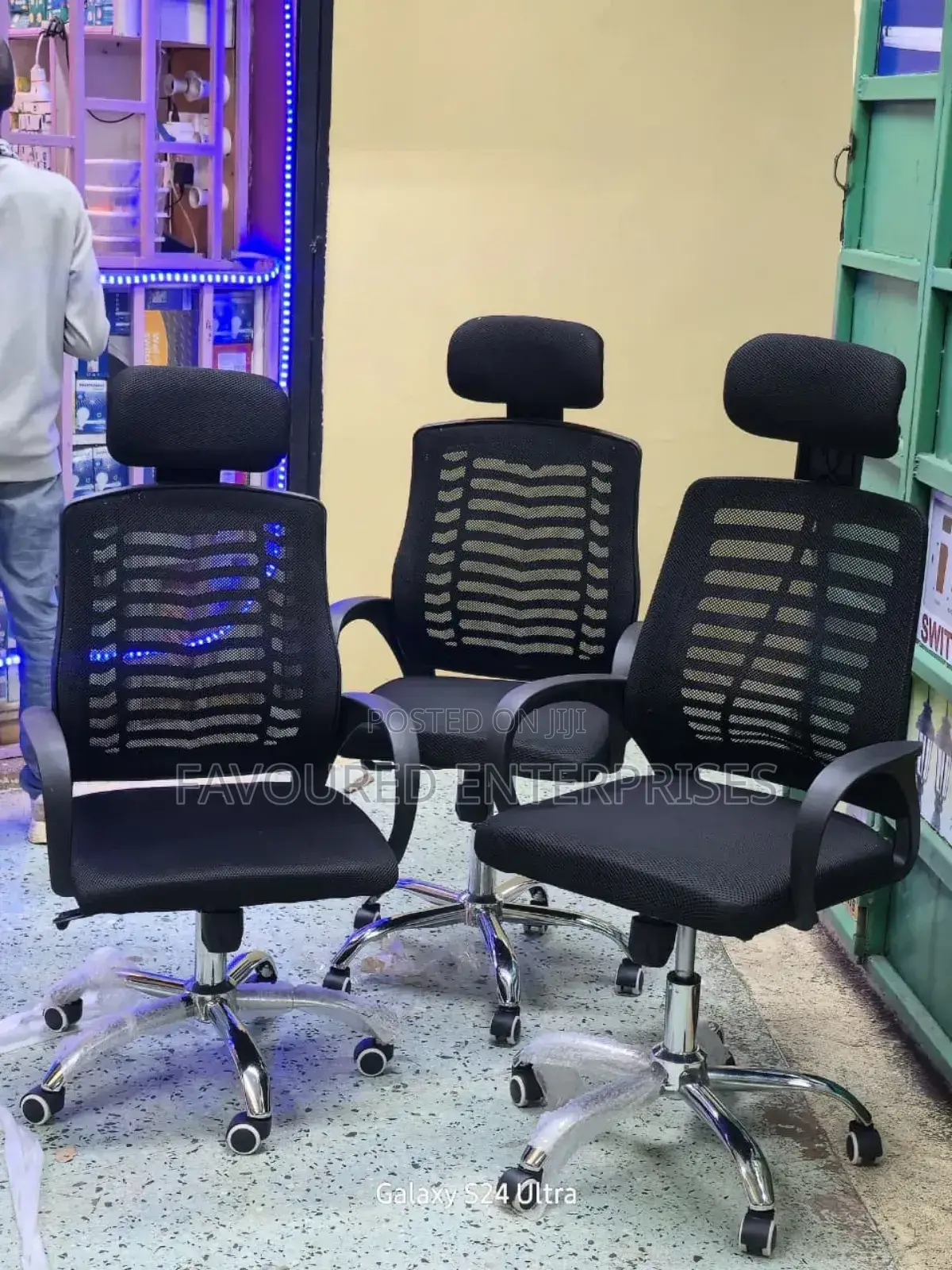 Office Chair With Headrest