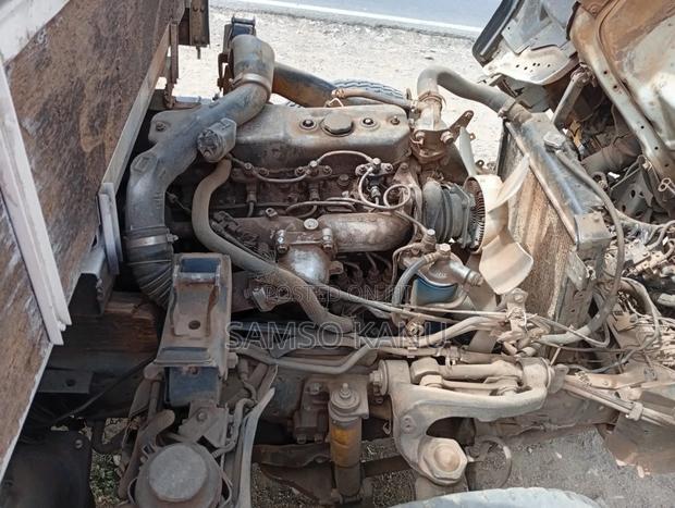 Isuzu Elfu:Kcp - thumbnail 3