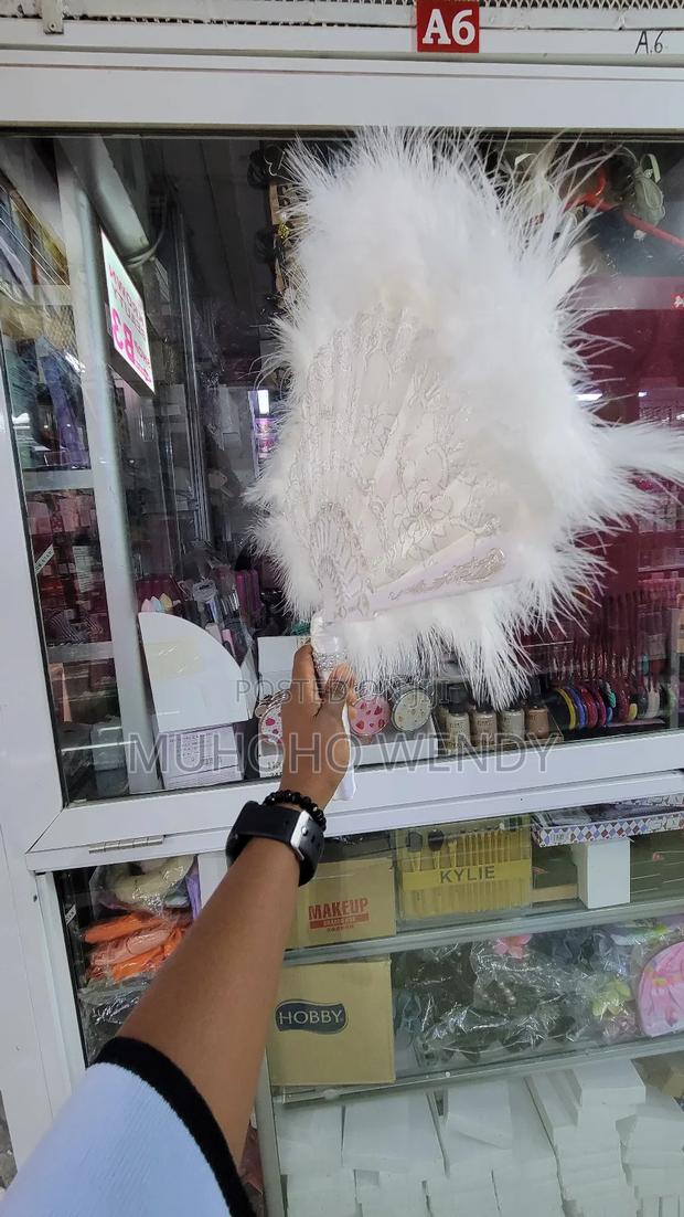 White One - Sided Feather Fan - thumbnail 3
