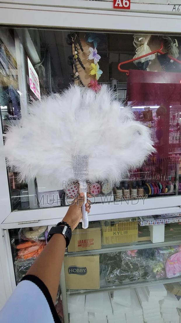 White One - Sided Feather Fan - thumbnail 6