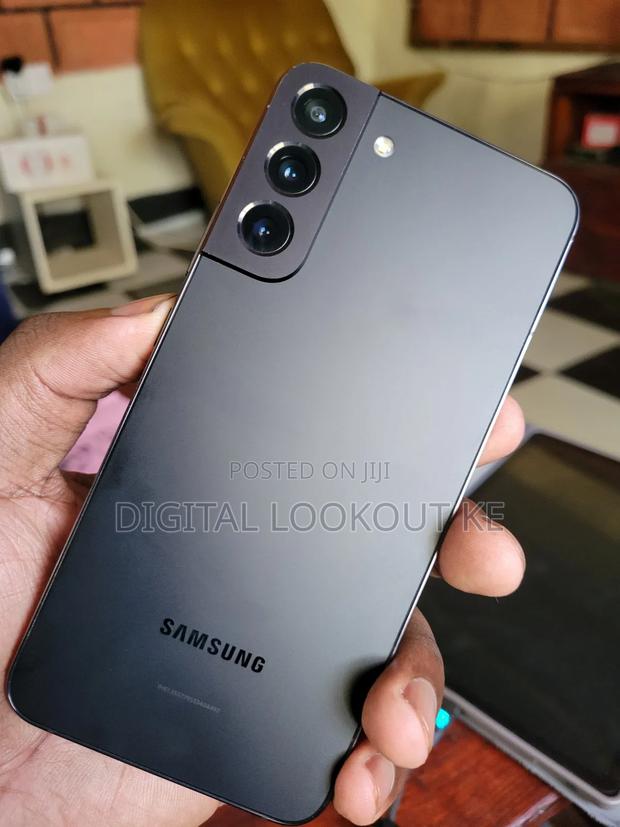 Samsung Galaxy S22+ 5G 128 GB Black - thumbnail 3