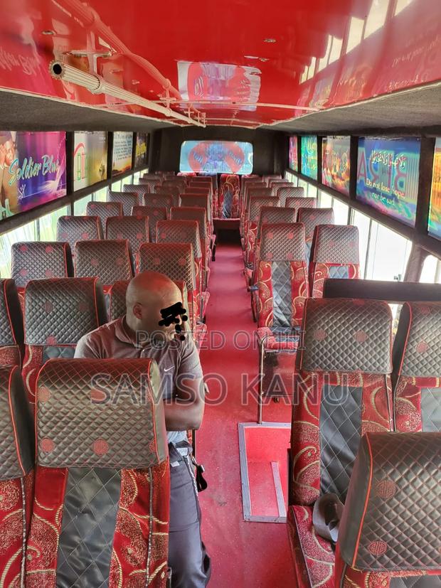 Hino Bus-51seaters Bus With Ud Engine Gear. - thumbnail 4