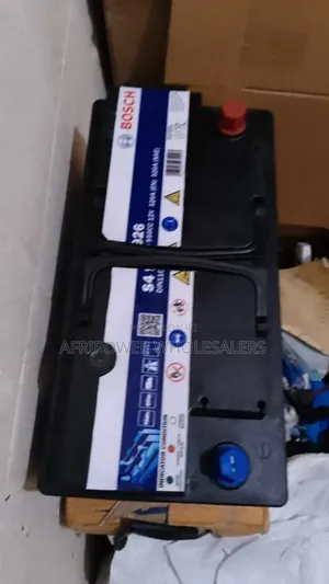 Din 100/ 100ah Bosch Battery Free Maintenance