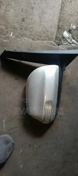 Side Mirror Ractis 2008 Right Side Available
