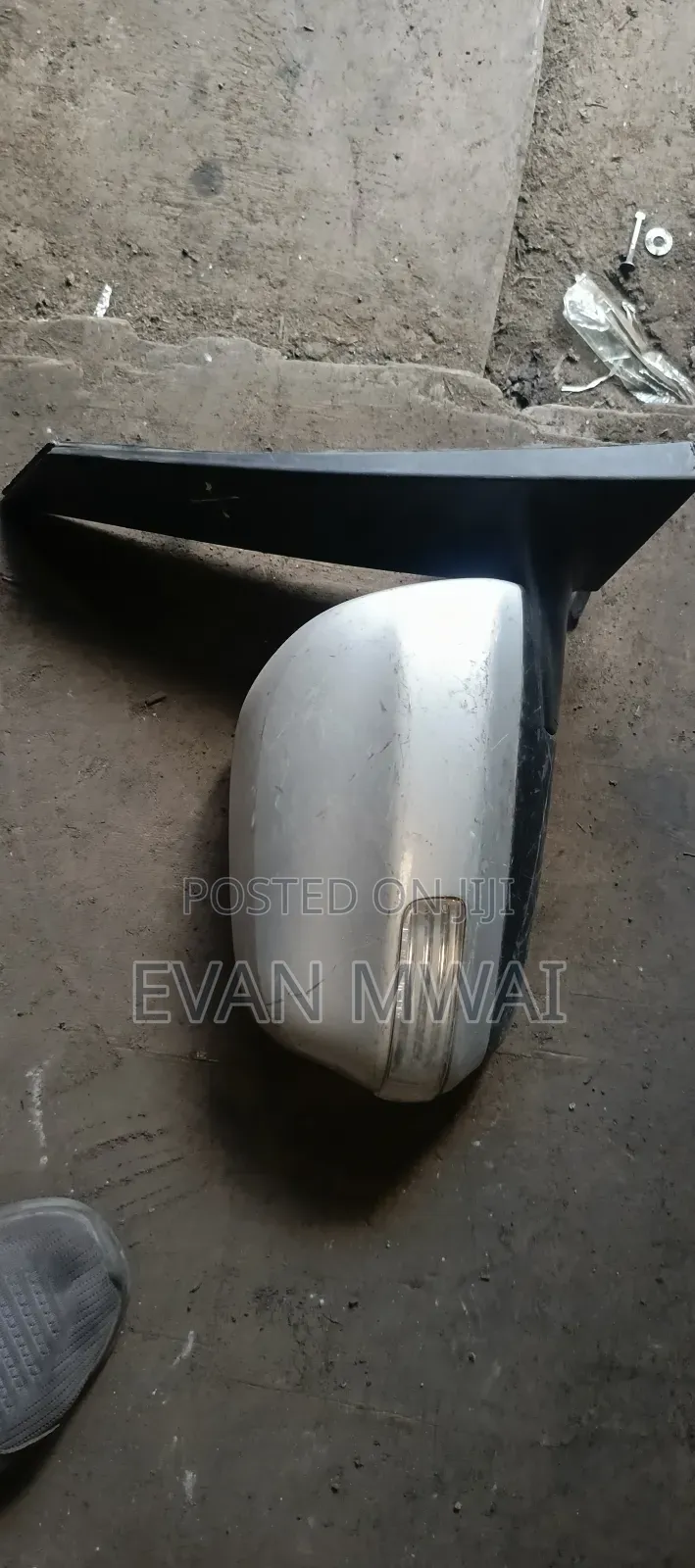 Side Mirror Ractis 2008 Right Side Available