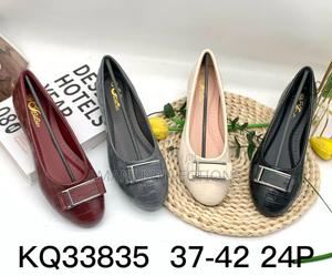 Closed Shoes for Ladies - thumbnail 2