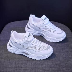 Ladies Sneakers - thumbnail 2