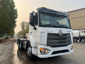 Howo Nx 30 Prime Mover - thumbnail 2