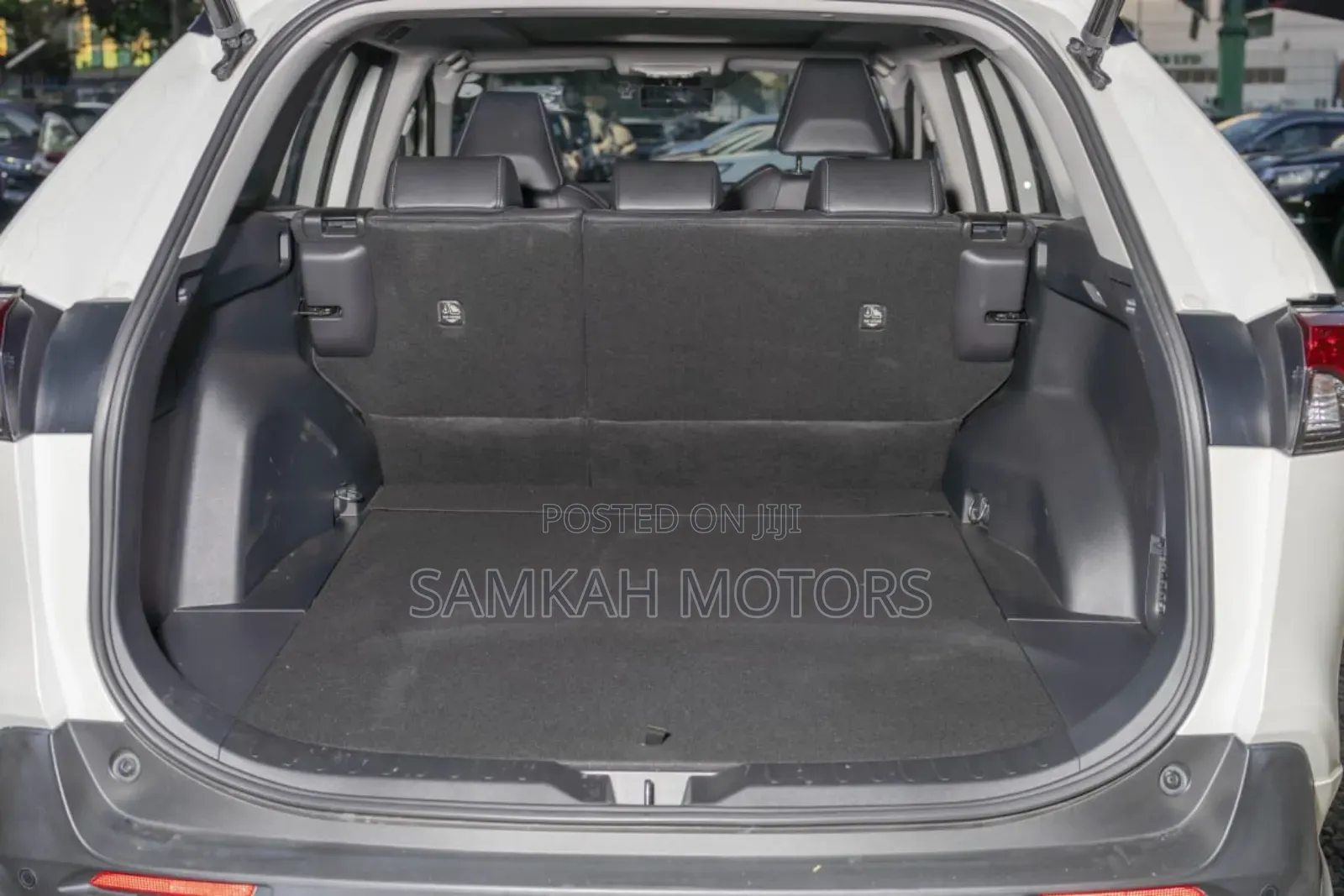 Toyota RAV4 2020 White