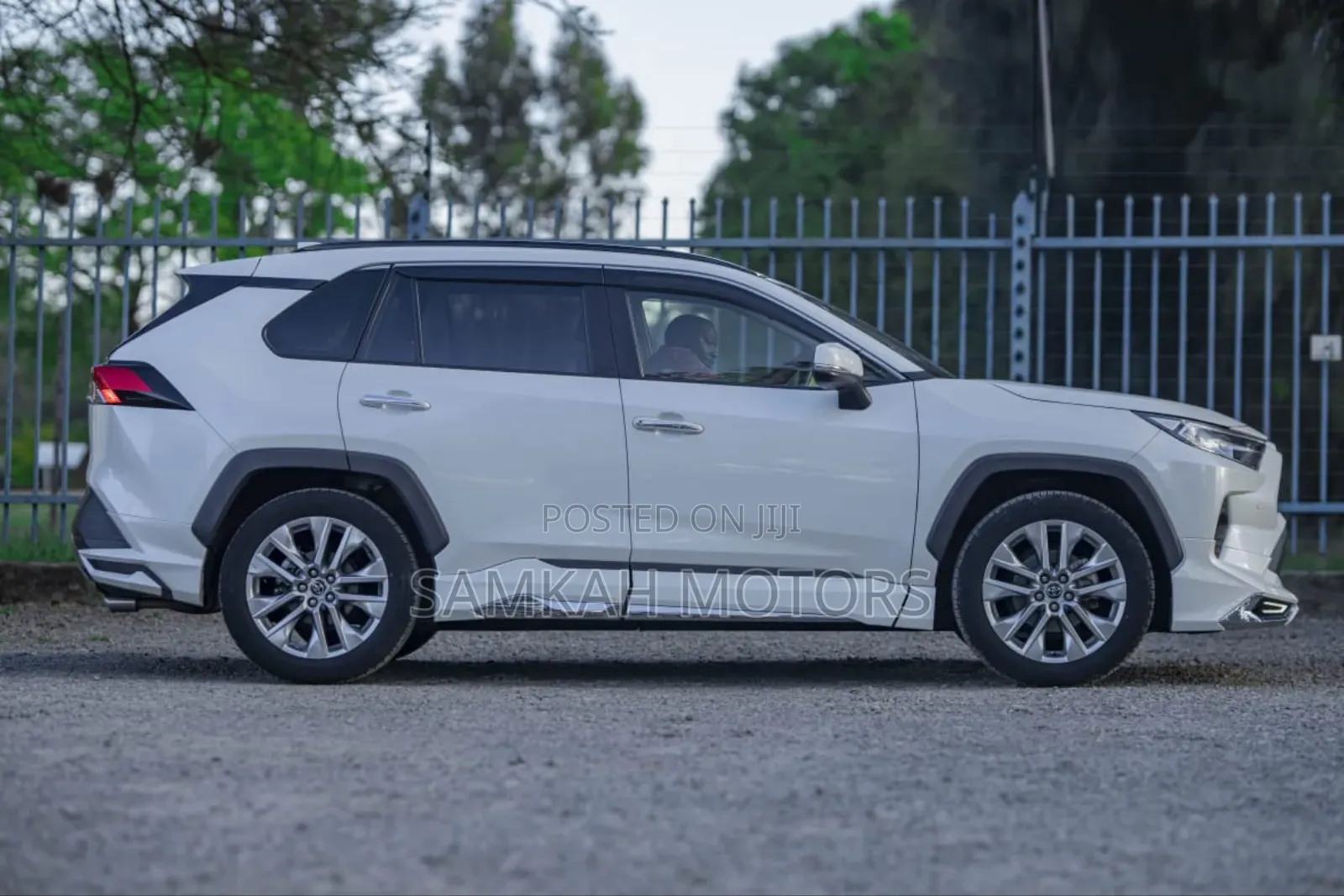 Toyota RAV4 2020 White