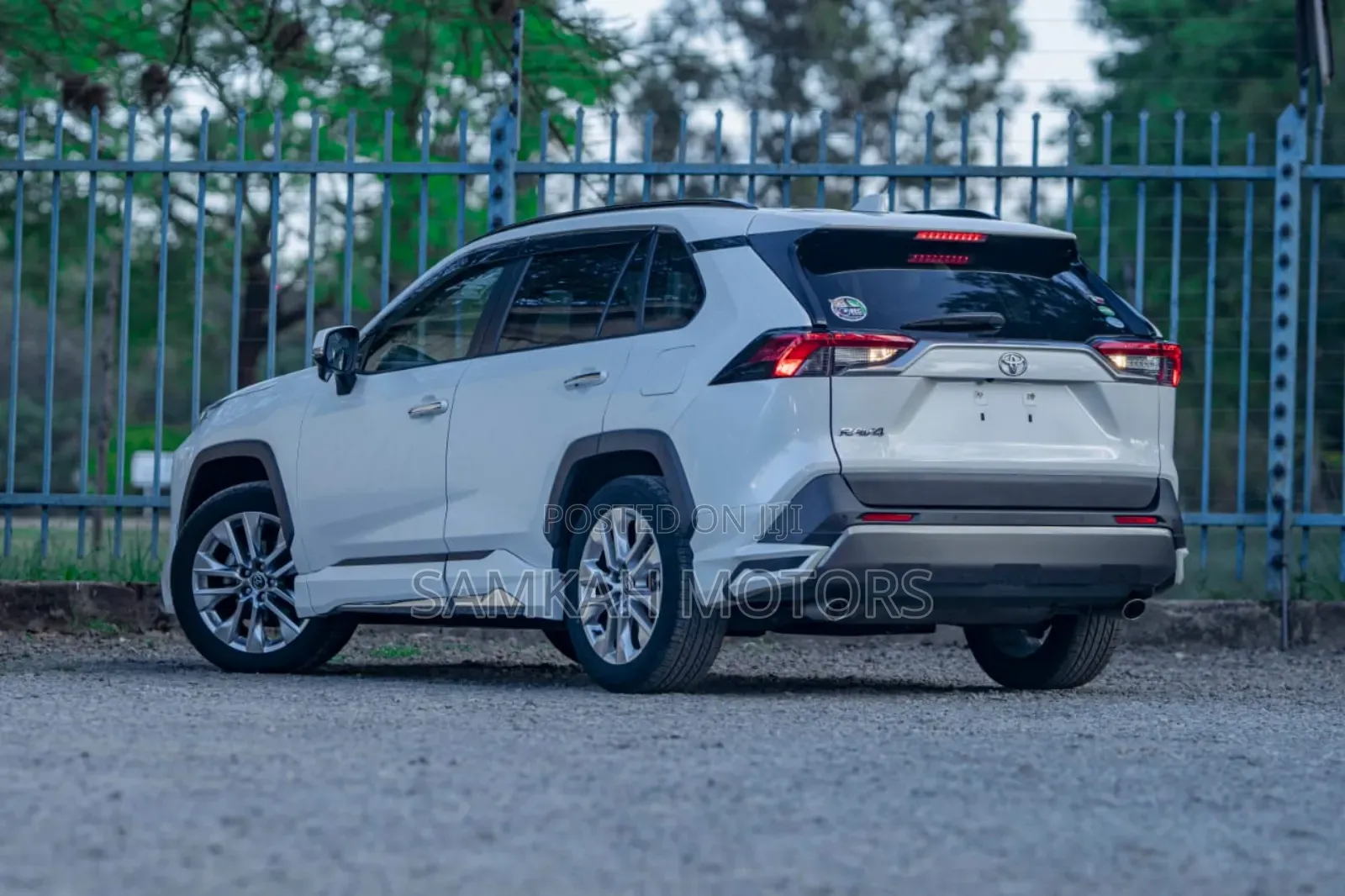 Toyota RAV4 2020 White