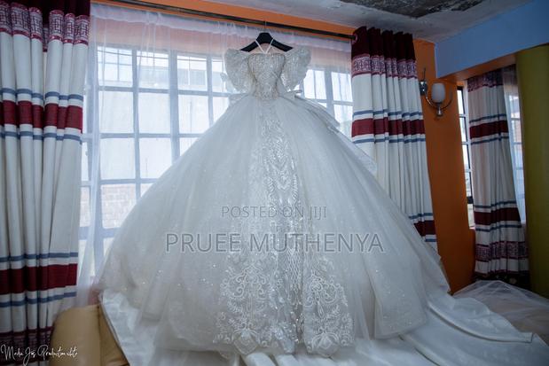 Bridgetown Themed Wedding Dress for Hire - thumbnail 3