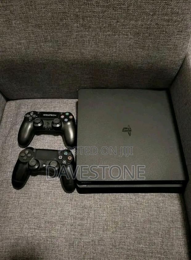 Playstation Consoles - thumbnail 2