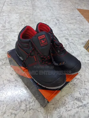 Knicker Safety Boots