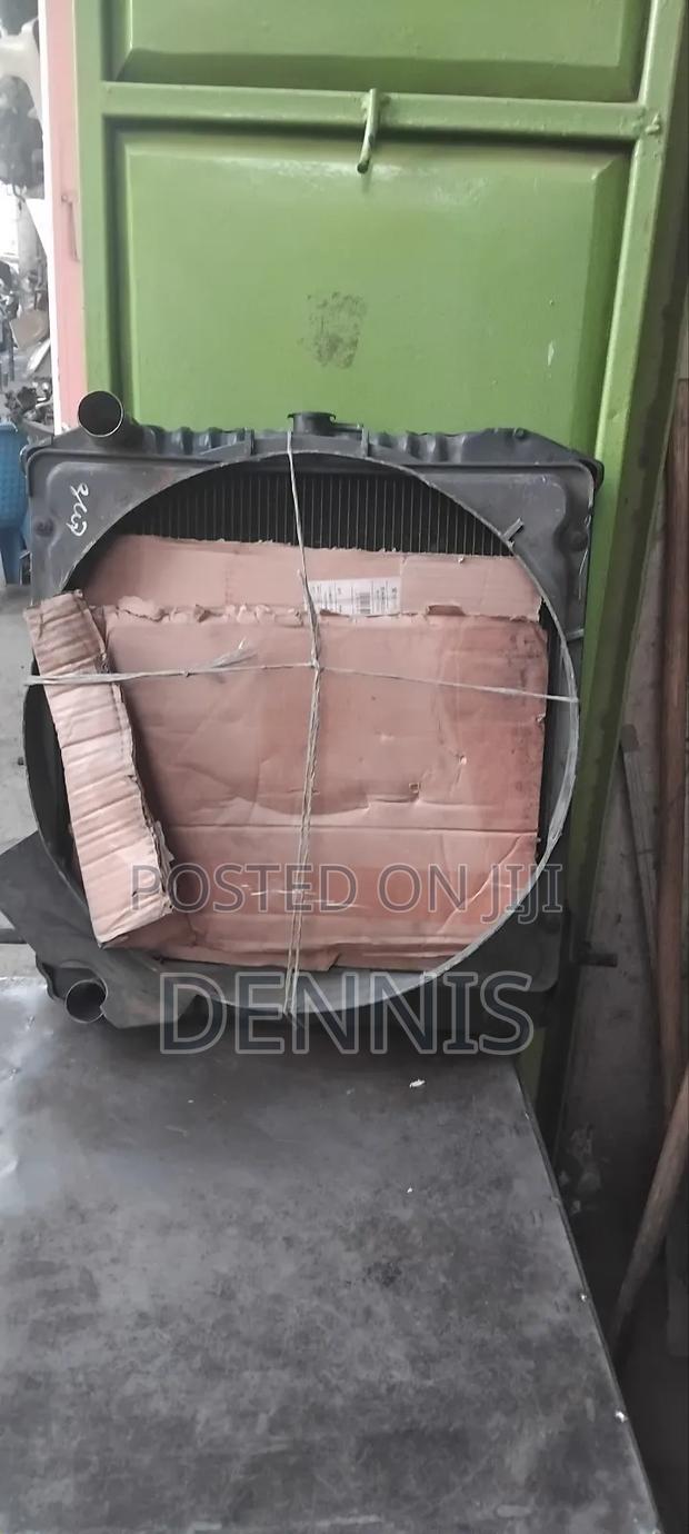Ex Japan Radiator Isuzu Elf Copper - main view