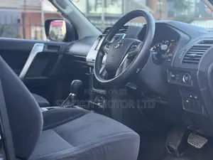 Toyota Land Cruiser Prado 2.7 2019 Black
