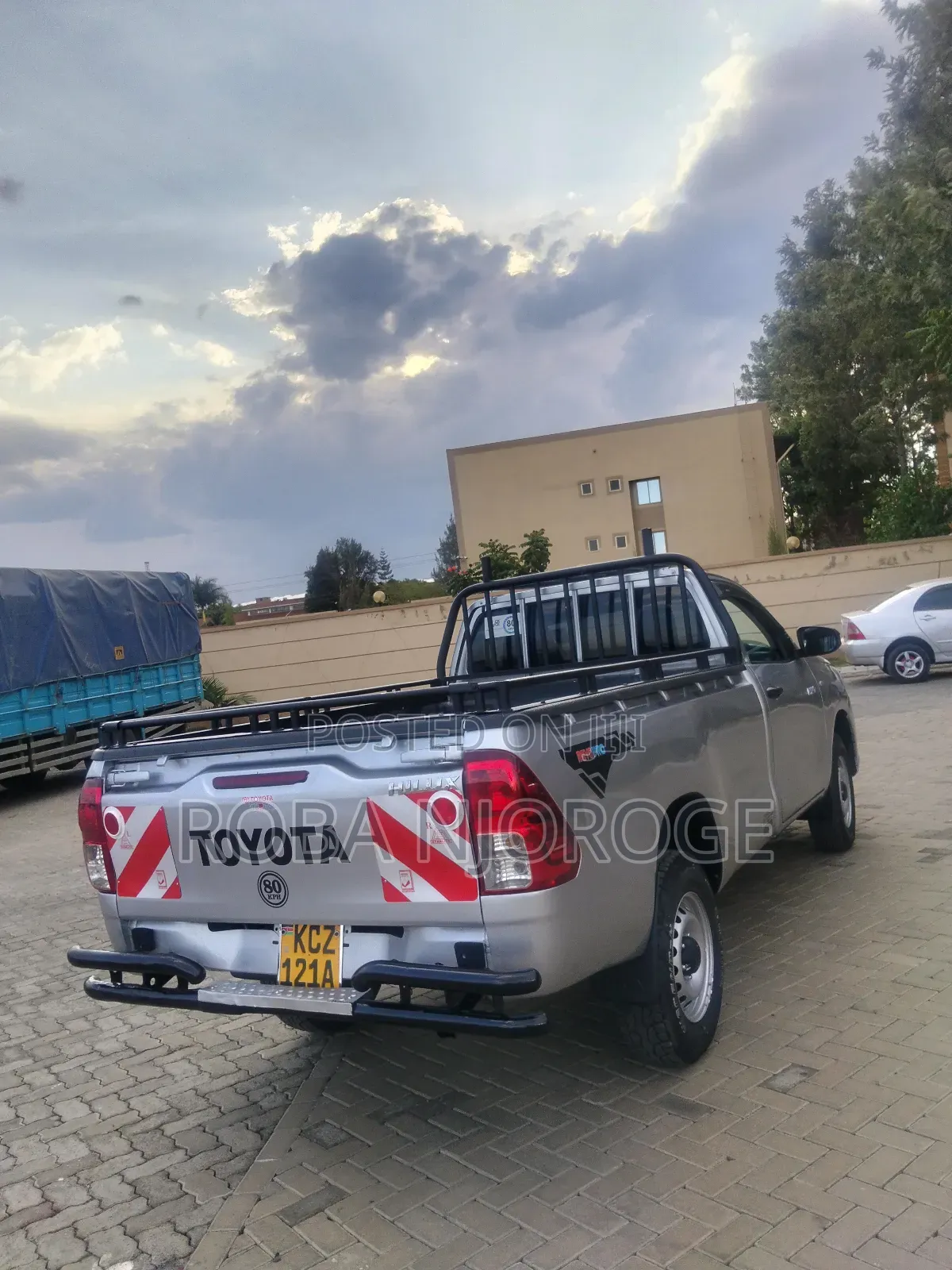 Toyota Hilux 2.4 Diesel 2020 Silver