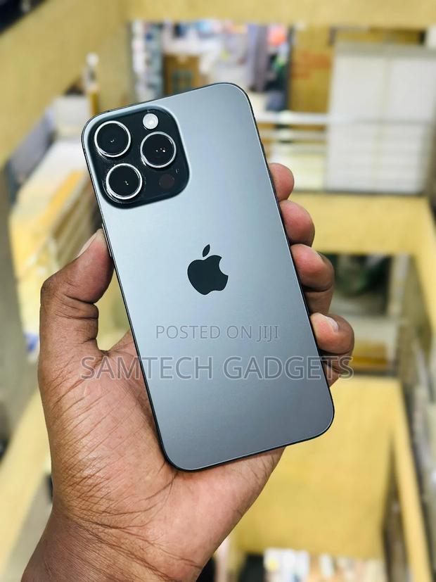 Apple iPhone 16 Pro Max 256 GB Blue - main view