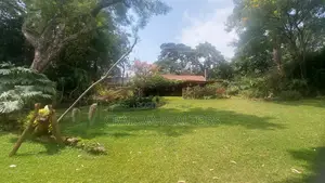0.5 Acre in Ridgeways