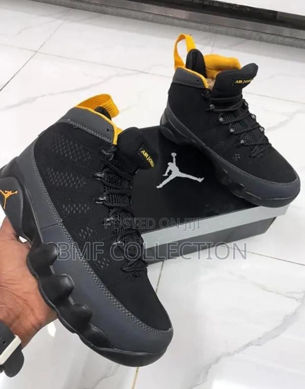 Air Jordan 9 Retro - thumbnail 2