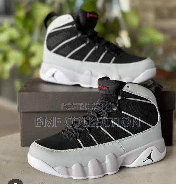 Air Jordan 9 Retro - thumbnail 4