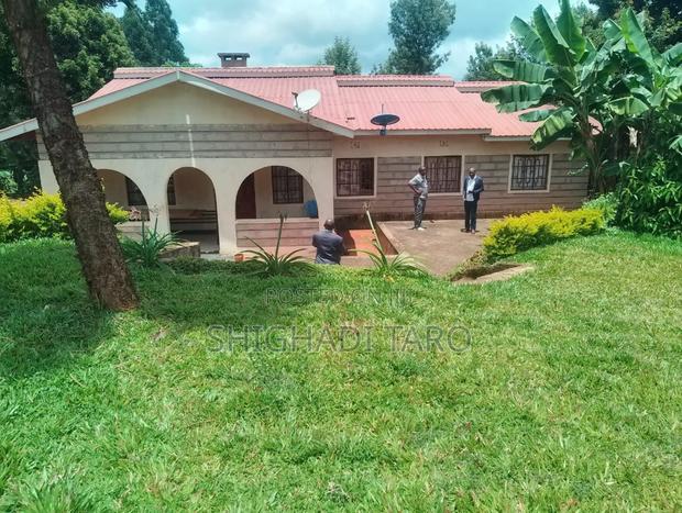4bdrm Bungalow in Kiamiriru, Meru Town for sale