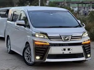 Toyota Vellfire 2019 White