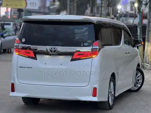Toyota Vellfire 2019 White