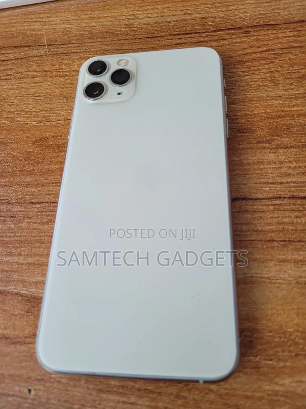 Apple iPhone 11 Pro Max 256 GB White - thumbnail 3