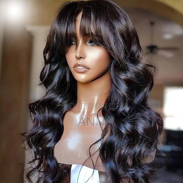 26 Inch Soft Synthetic Wig With Curtain Bangs - main view