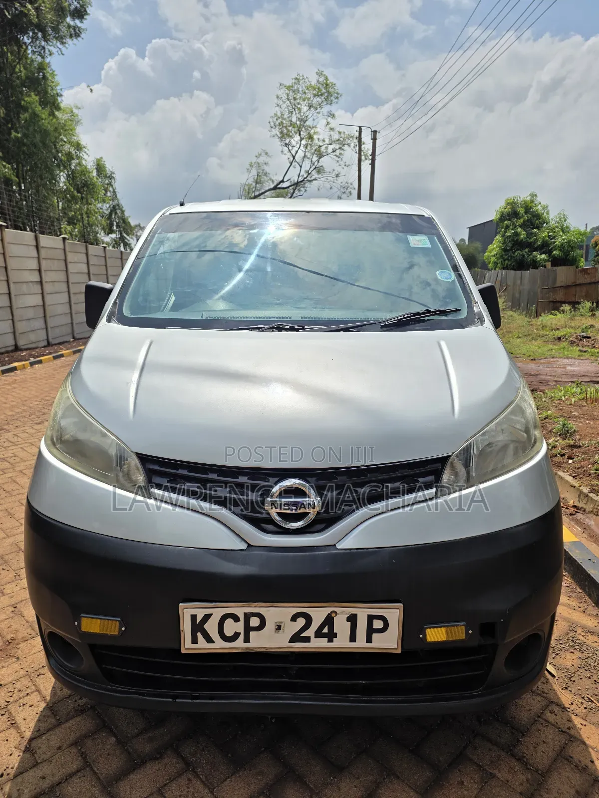 Nissan NV200 2010 Silver