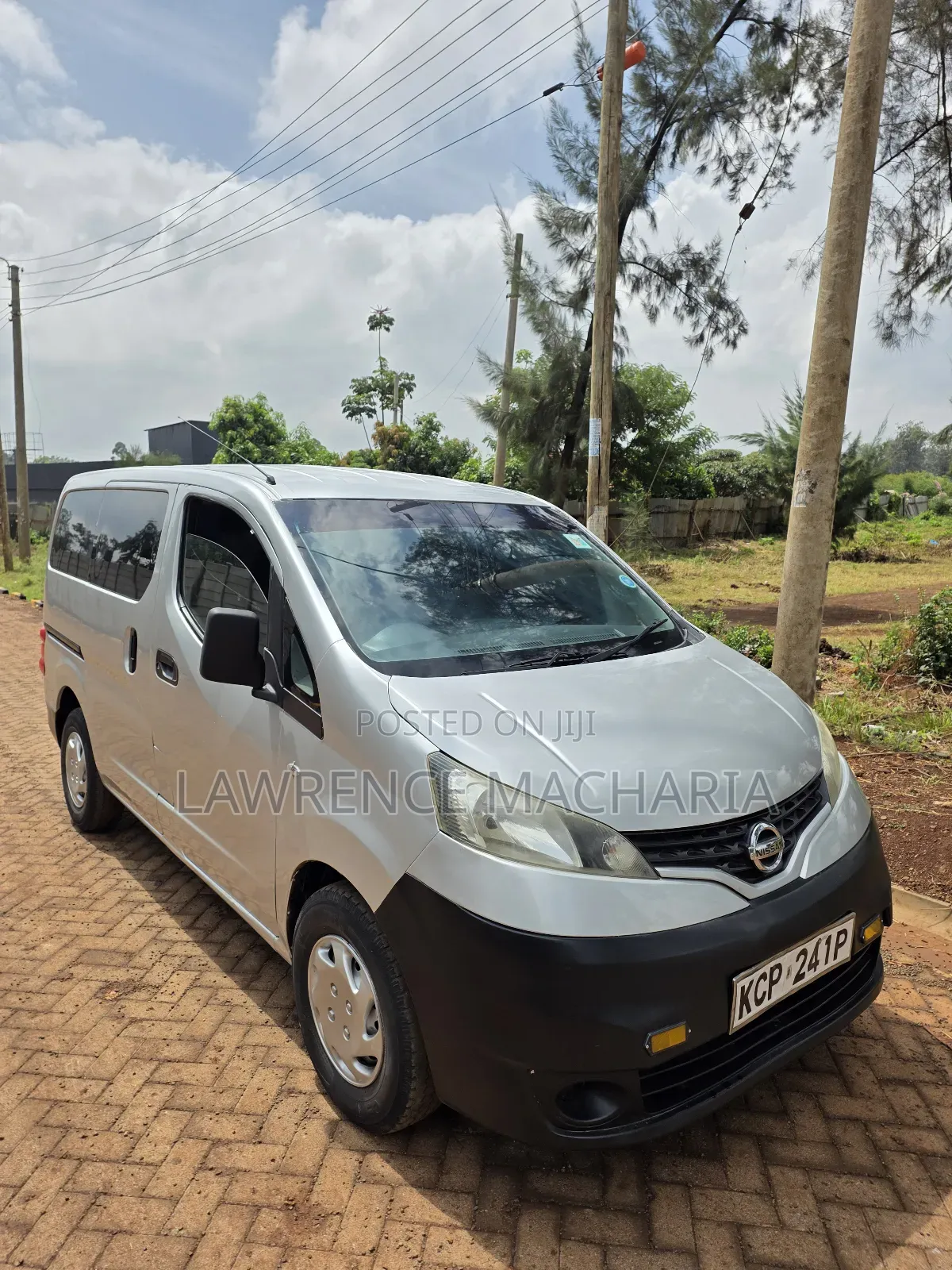 Nissan NV200 2010 Silver