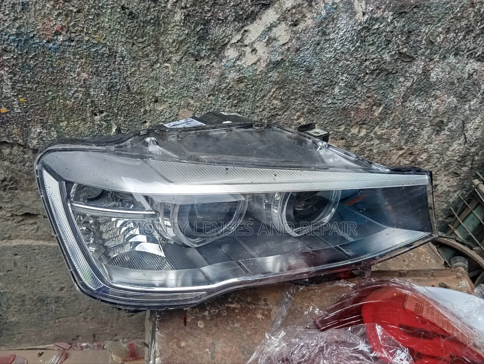 Headlight/Headlight Repair