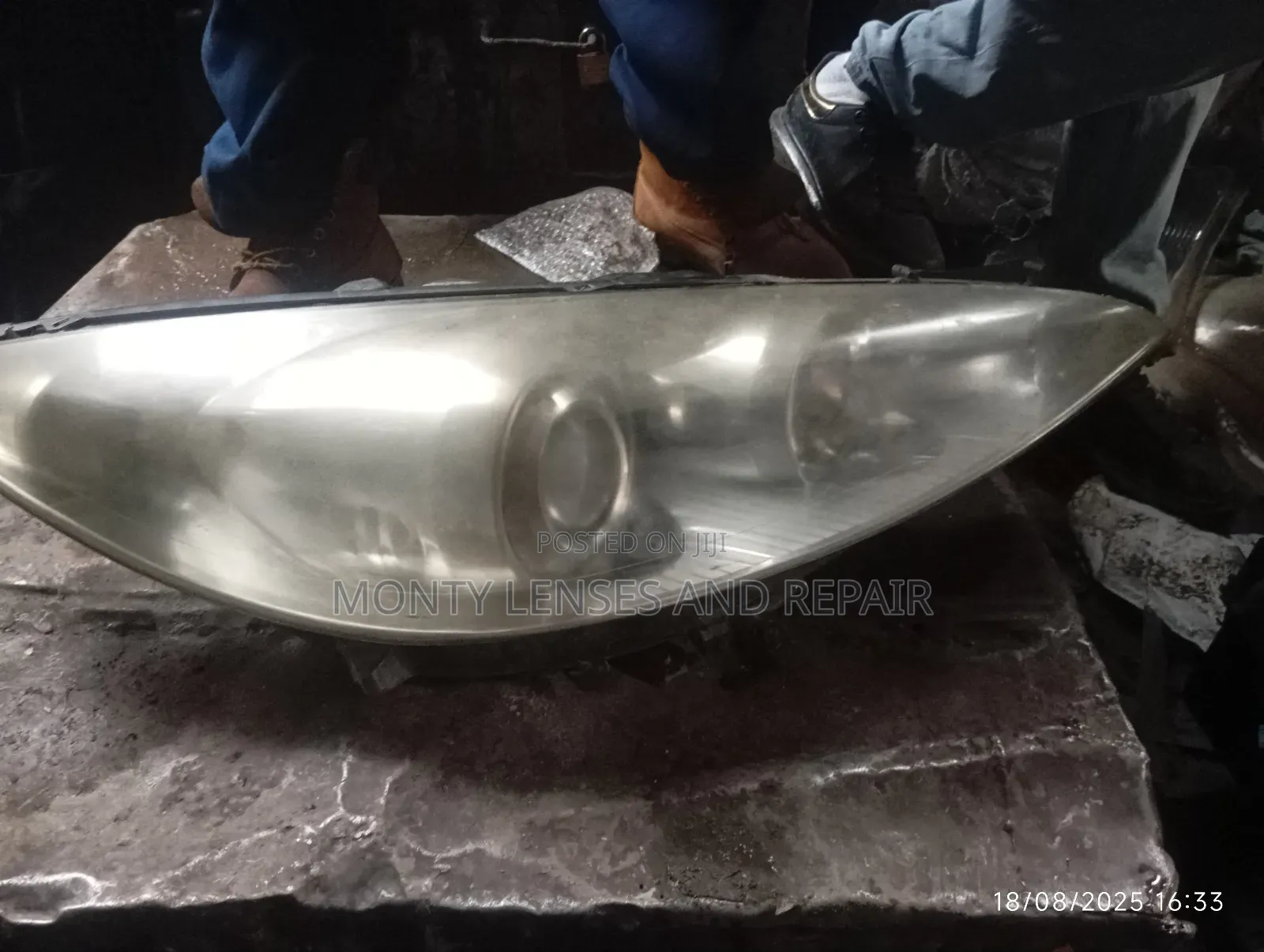 Headlight/Headlight Repair