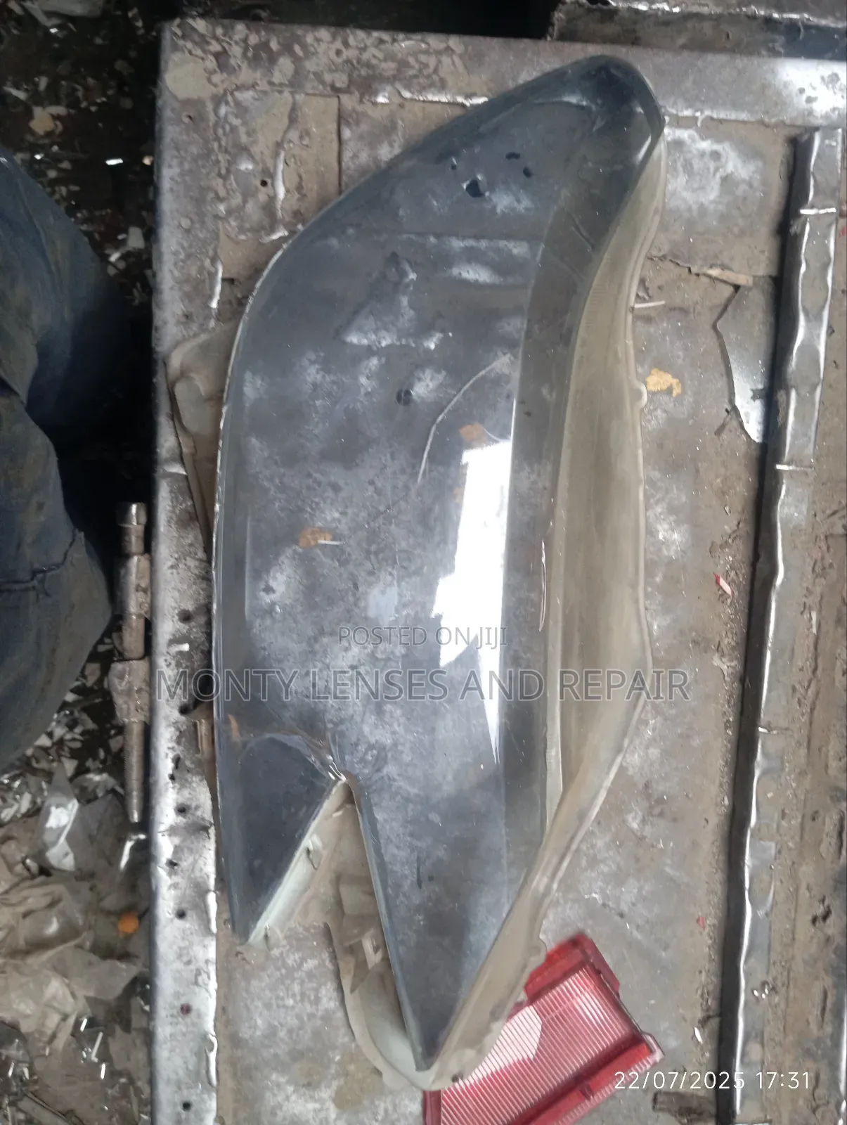 Headlight/Headlight Repair