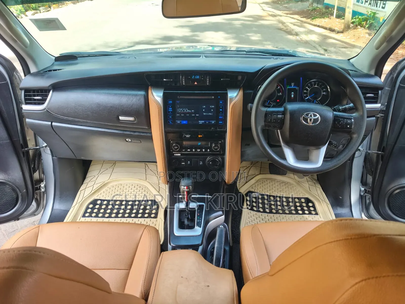 Toyota Fortuner 2017 Silver