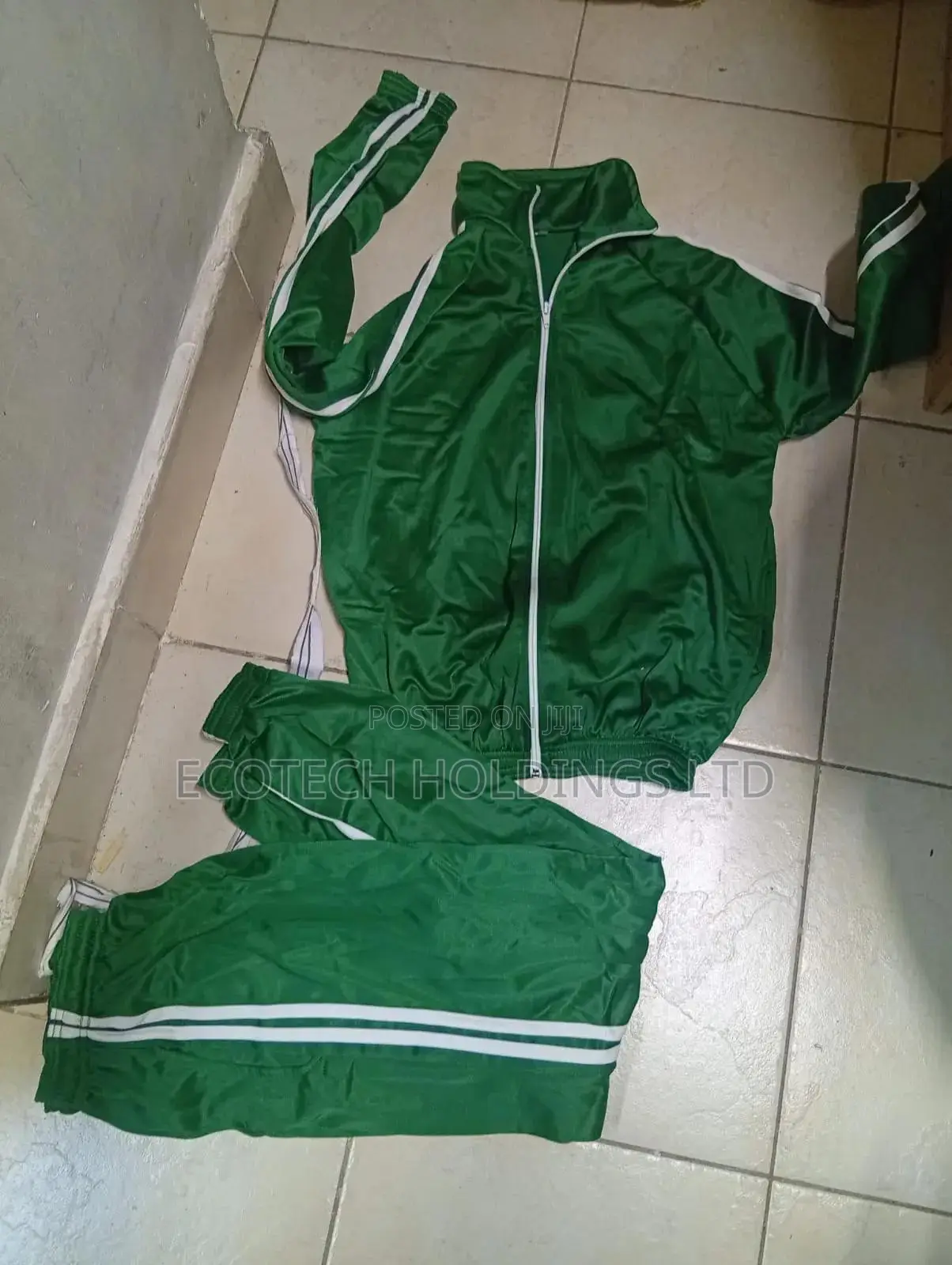 Kenyan Games Truck Suits Gts8