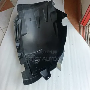 Mercedes Gle W166 Front Arch Liner/Stone Guard Front Part A