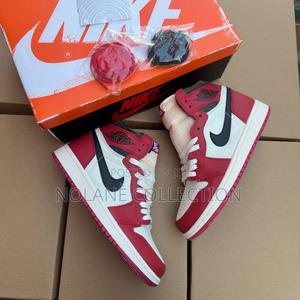 Jordan 1 Retro High Og Chicago "Lost and Found" - thumbnail 2